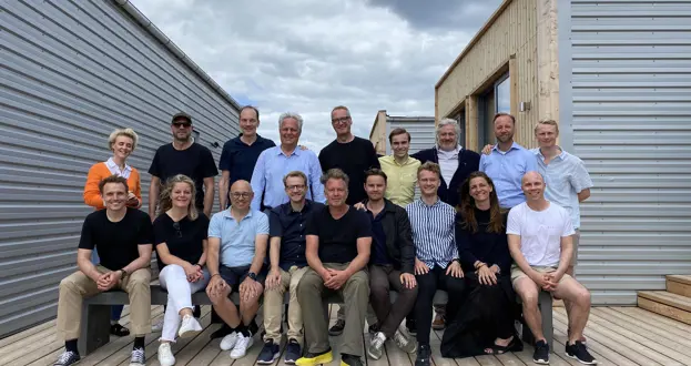 Holdet bag Home.Earth