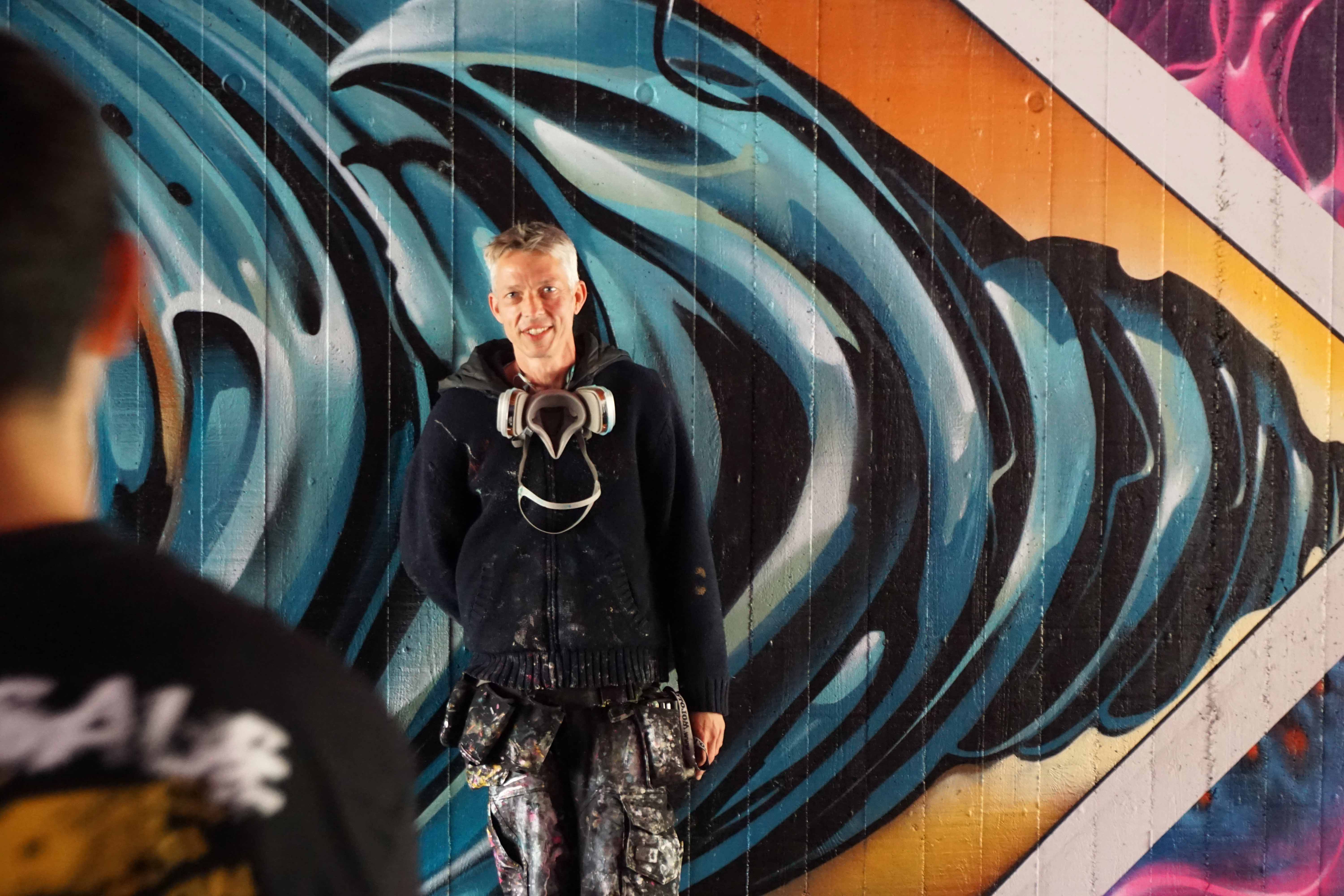 Kunstner Michael Wisniewski i tunnel